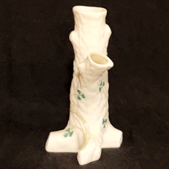Vintage Belleek Ireland Shamrock Tree Trunk Vase - Picture 2 of 5